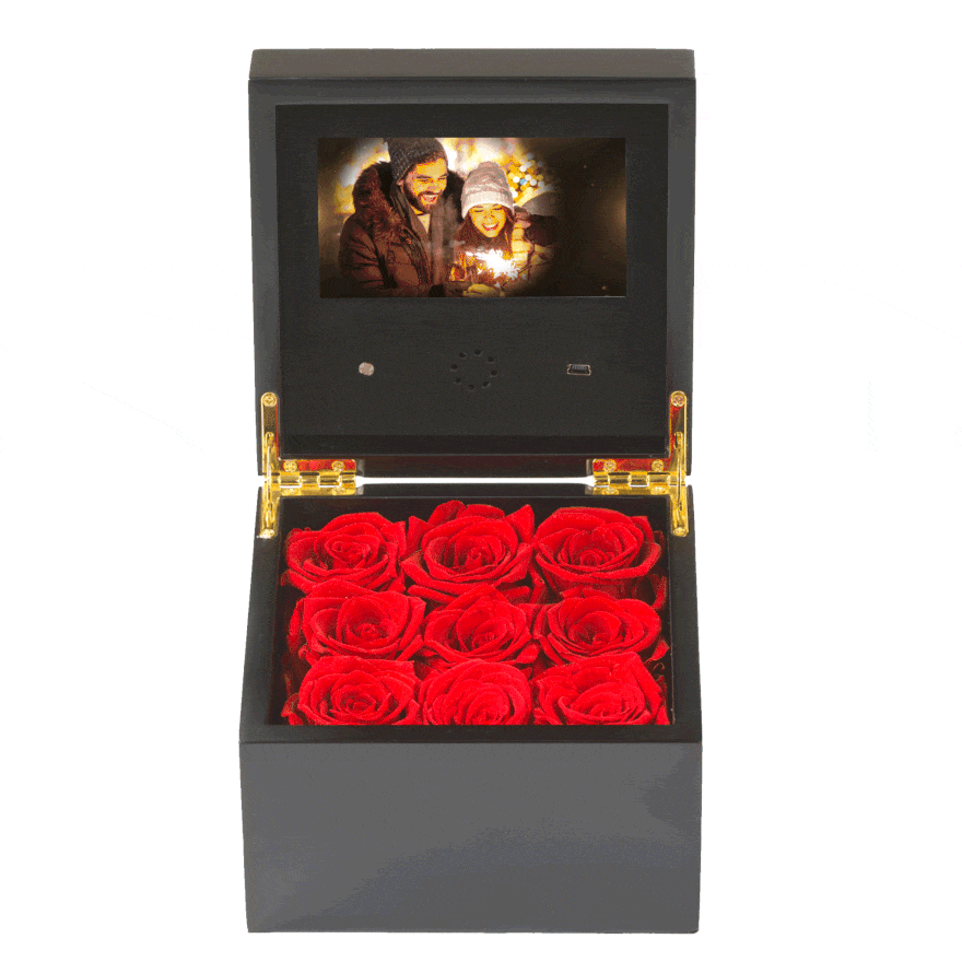 Verona Roses | 9 Preserved Roses Luxury Box with Personalized Video Screen